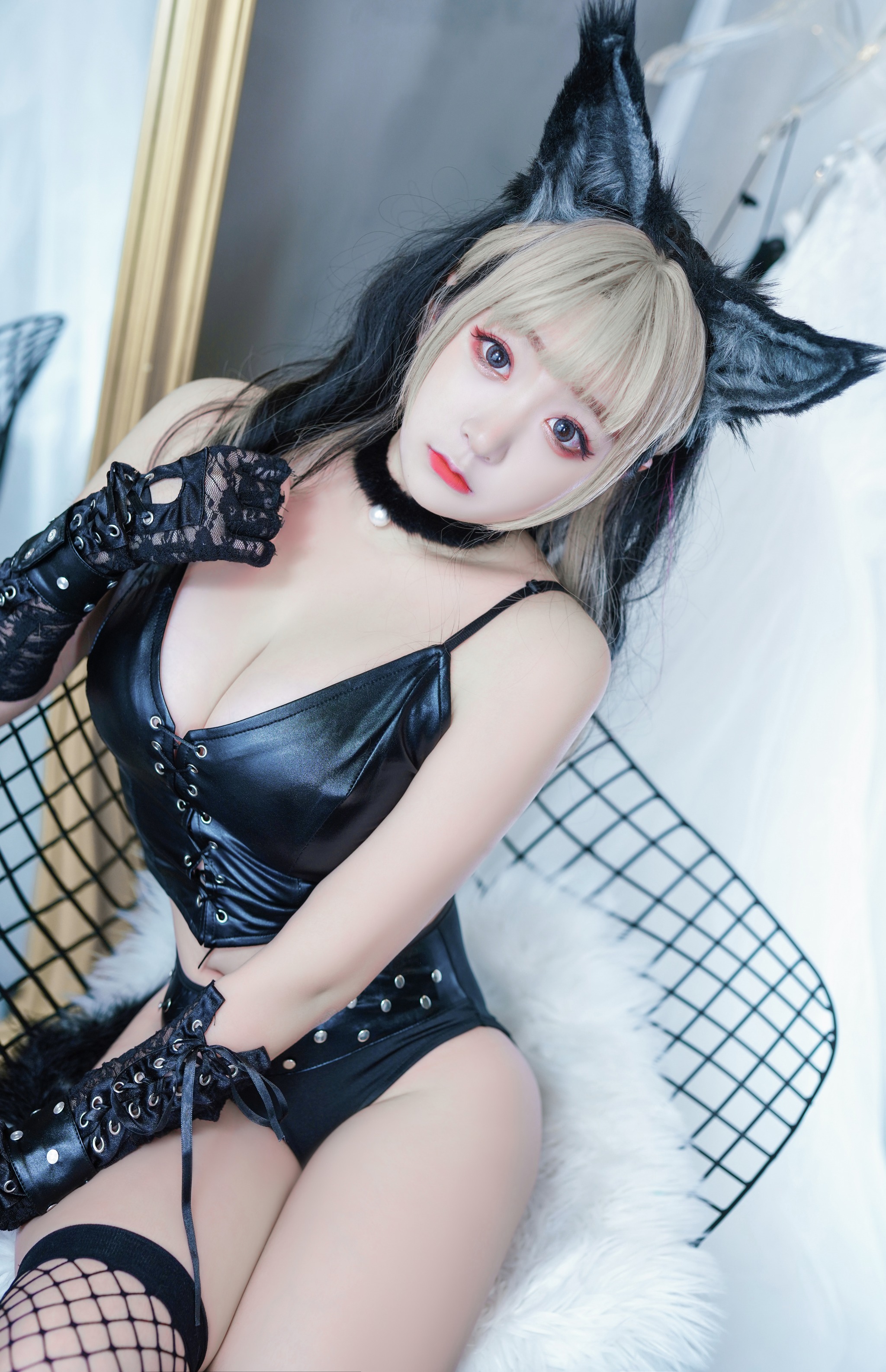 恩田直幸 - NO.006 皮衣小狼 [45P]-XikXak